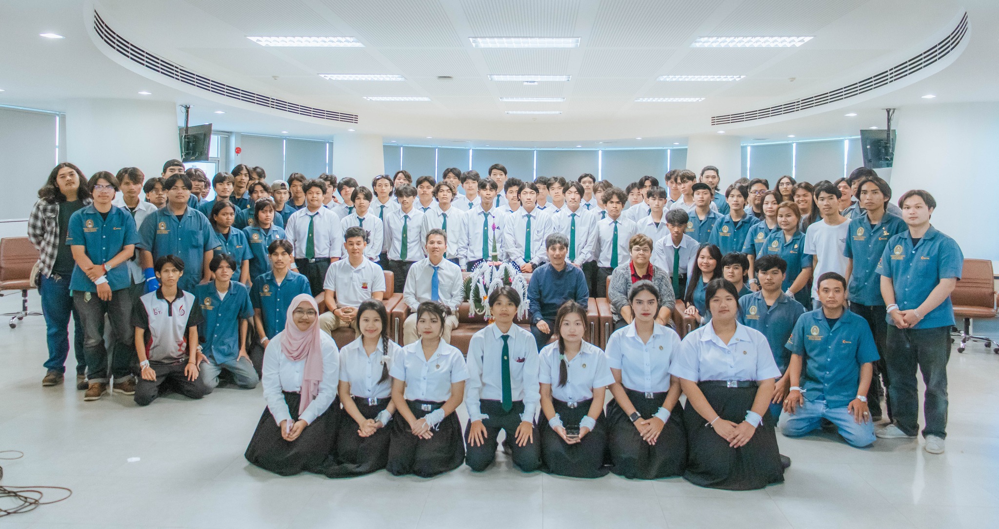 ผูกข้อมือสาขาวิชาเทคโนโลยีวิศวกรรมไฟฟ้า 68