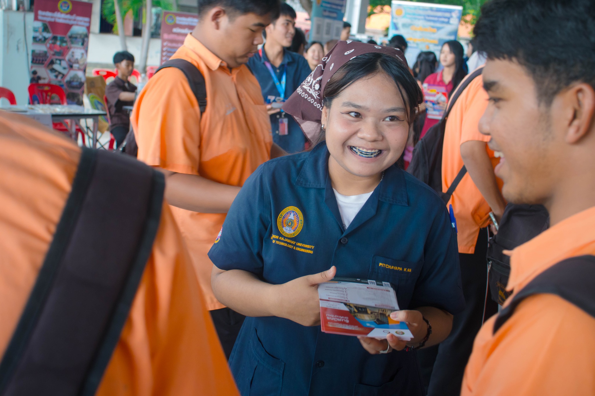 แนะแนวการศึกษาและอาชีพ ณ โรงเรียนองครักษ์